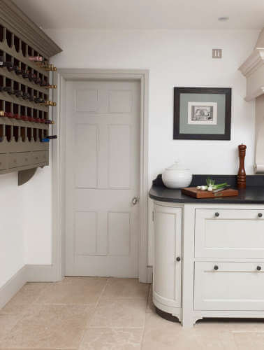 Grey Skirting Board Grey skirting board in tonal continuity with interior